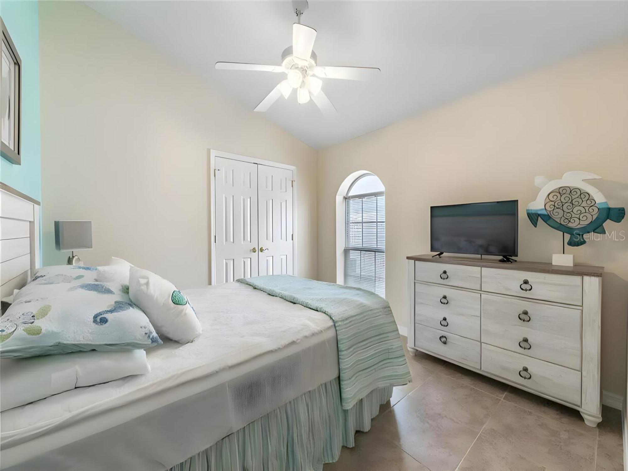 Stunning 5 Bedroom Pool Hot Tub 10 Mins To Orlando