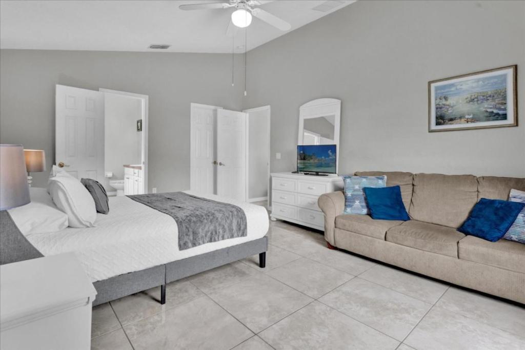 3 Bedrooms - 2 Bathrooms - Cumbrian Lakes 4695 Cl Orlando