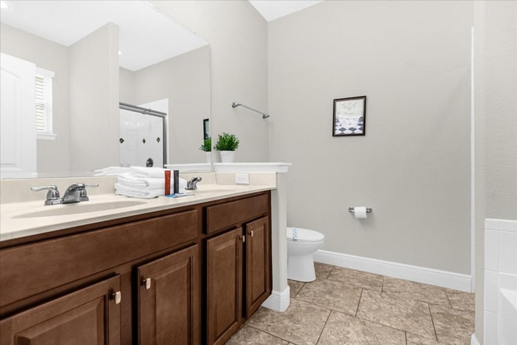6 Bedrooms - 5,5 Bathrooms - Solterra 4193 Od * Orlando