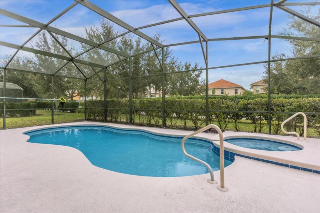 6 Bedrooms - 5,5 Bathrooms - Solterra 4193 Od