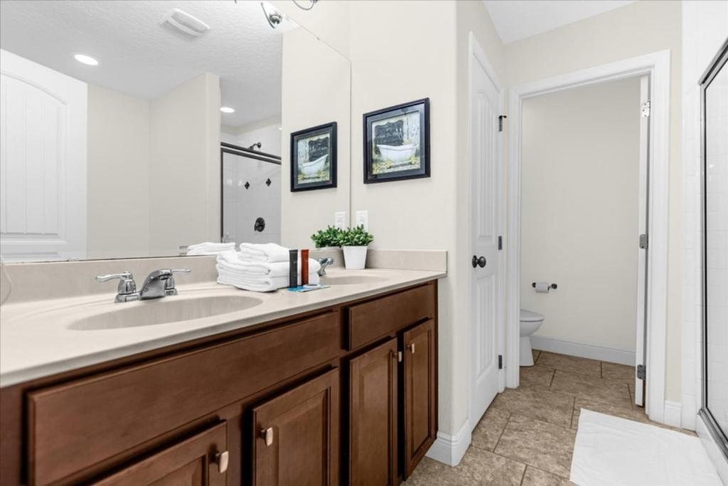 6 Bedrooms - 5,5 Bathrooms - Solterra 4193 Od