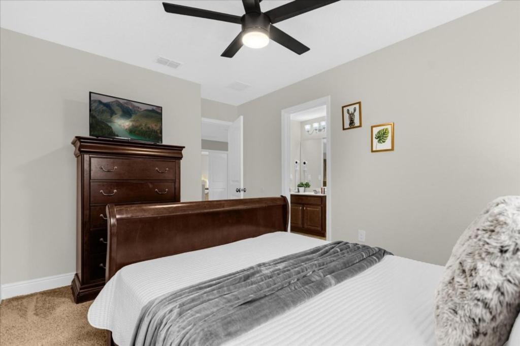 6 Bedrooms - 5,5 Bathrooms - Solterra 4193 Od * Orlando