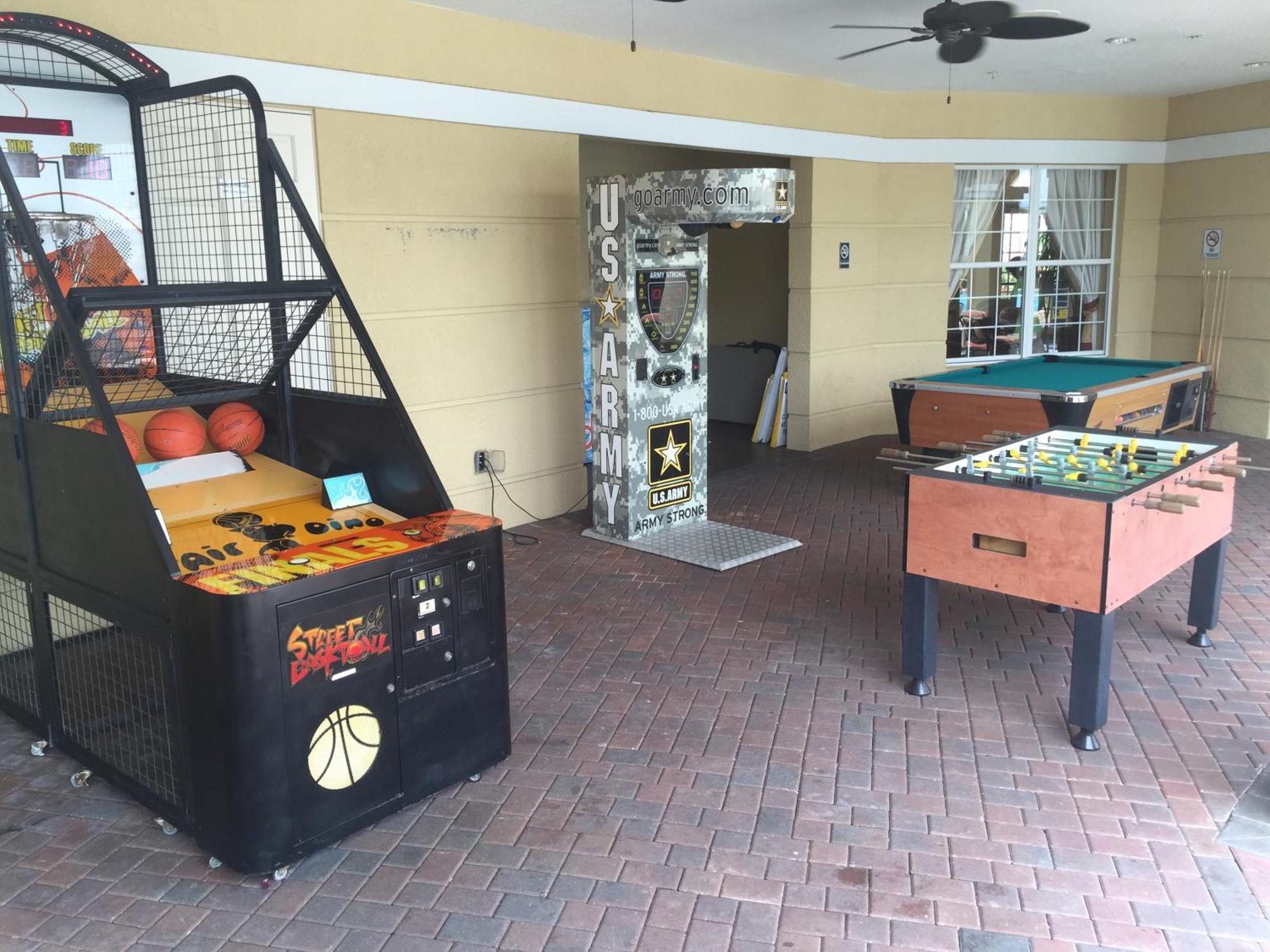 Holiday home Vistacay Balcony Near Pool Convention Ctr Idrive
