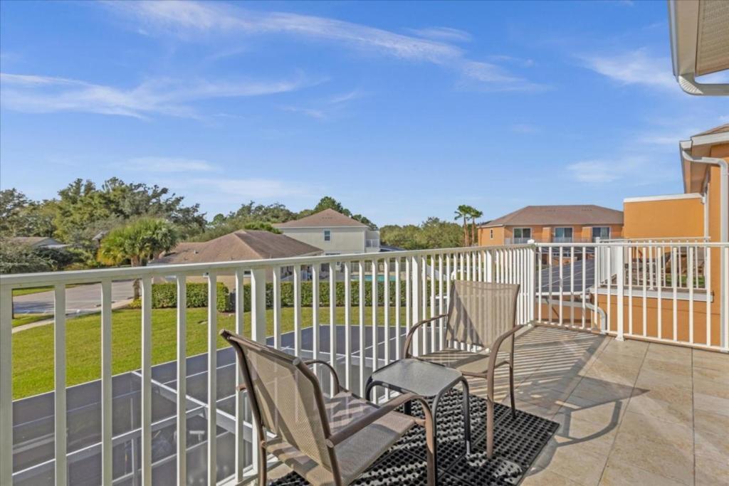 3 Bedrooms- 3 Bathrooms- The Retreat 1521 Rc *