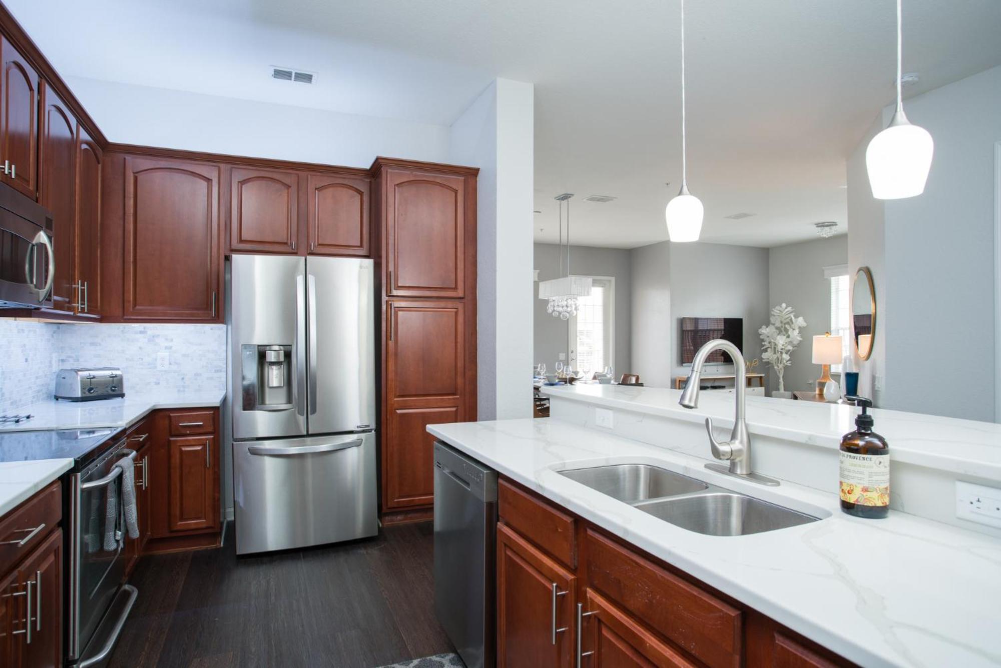 New! Spectacular Vista Cay Penthouse Vision Near Theme Parks, And Walk To The Convention Center Apartment Orlando