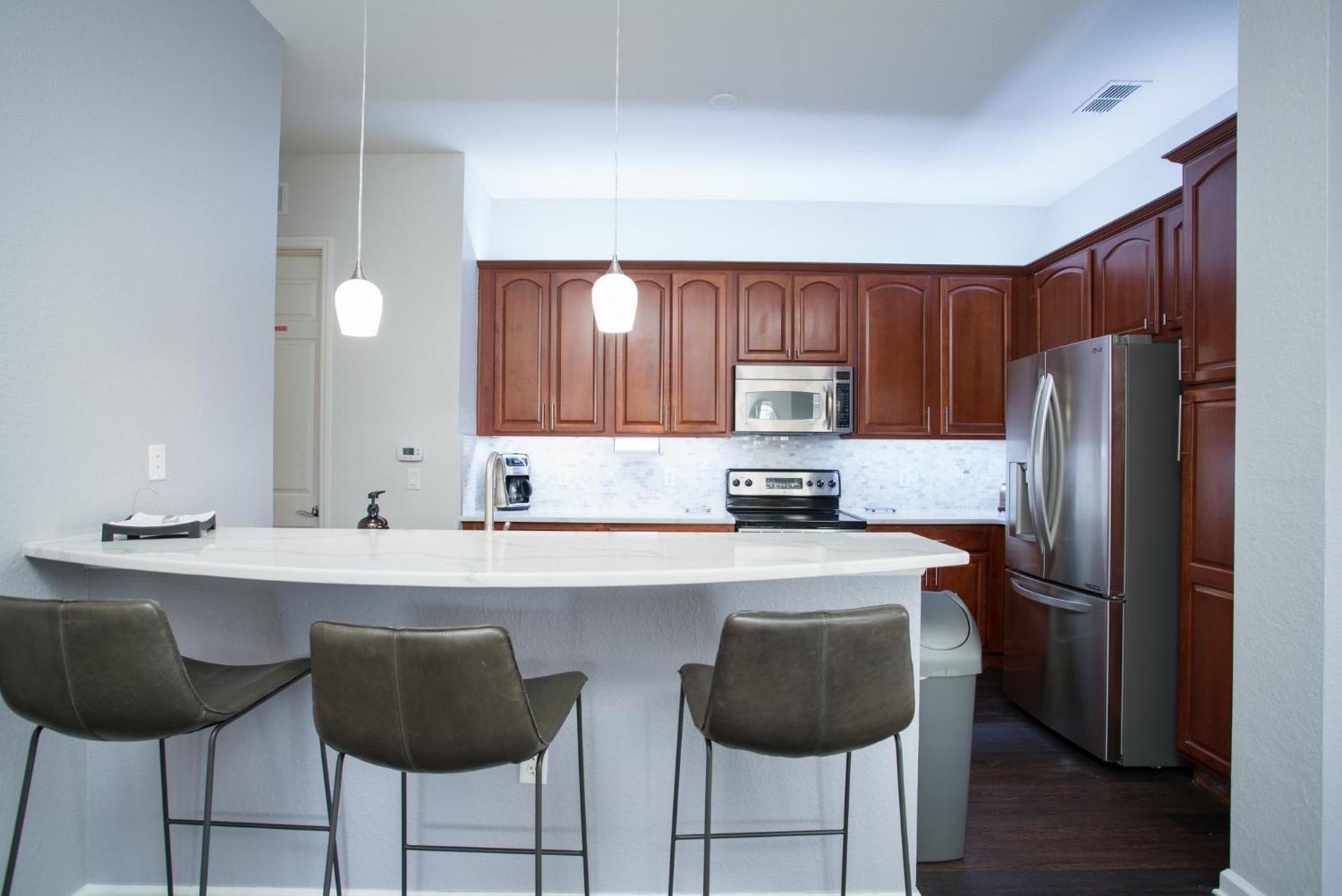 New! Spectacular Vista Cay Penthouse Vision Near Theme Parks, And Walk To The Convention Center Apartment