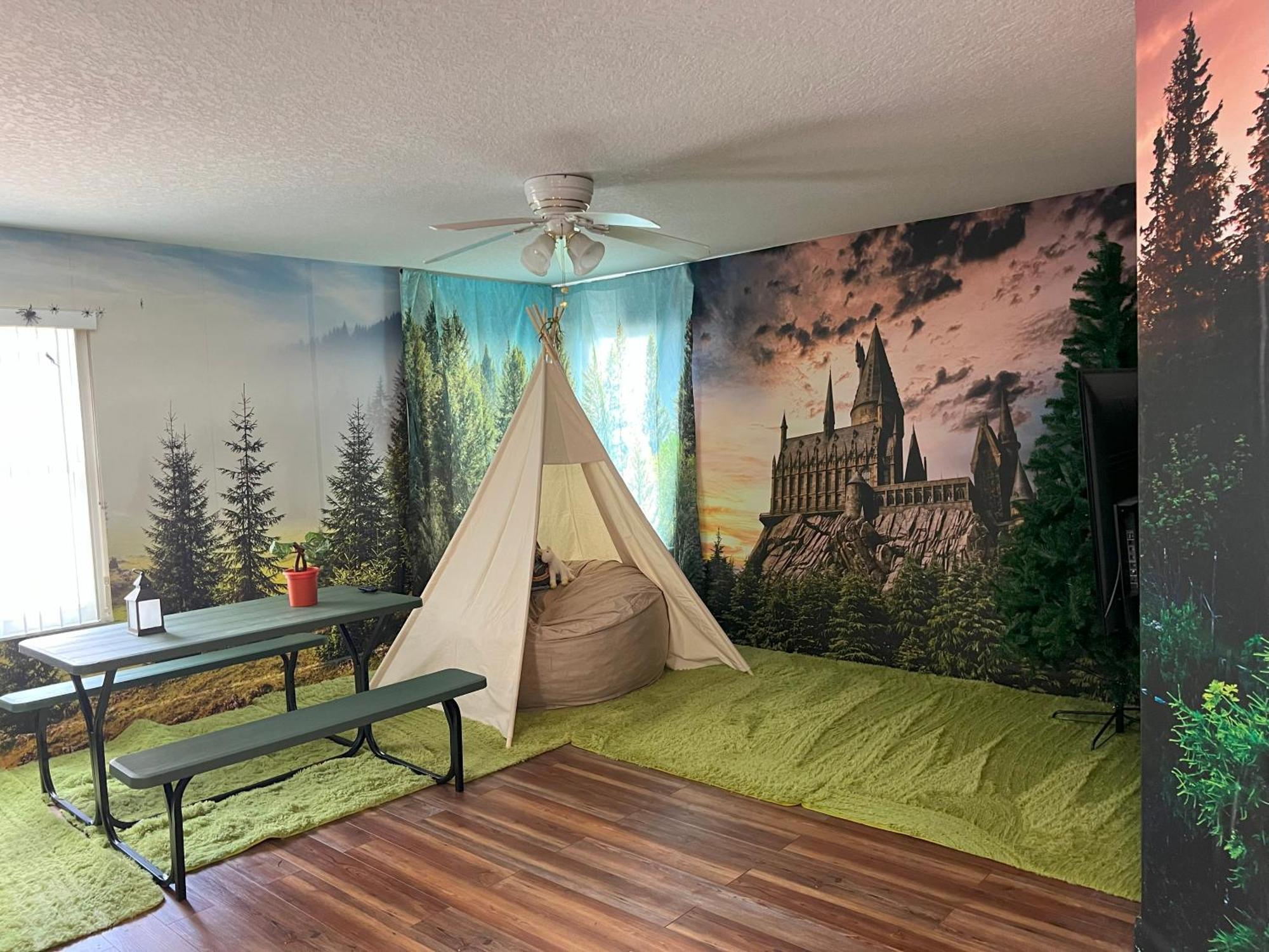 Magical Castle Near Theme Parks *
