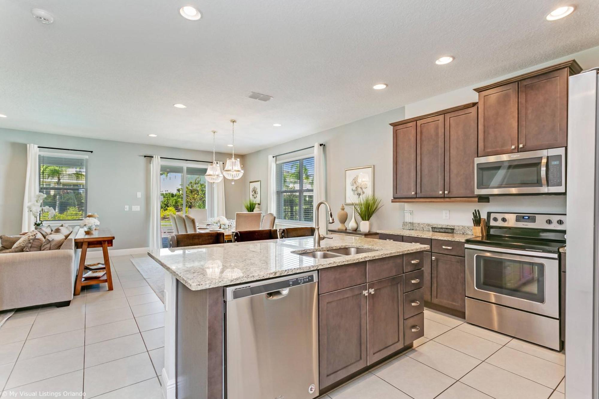 8 Bedroom Vacation With Pool 2114 *