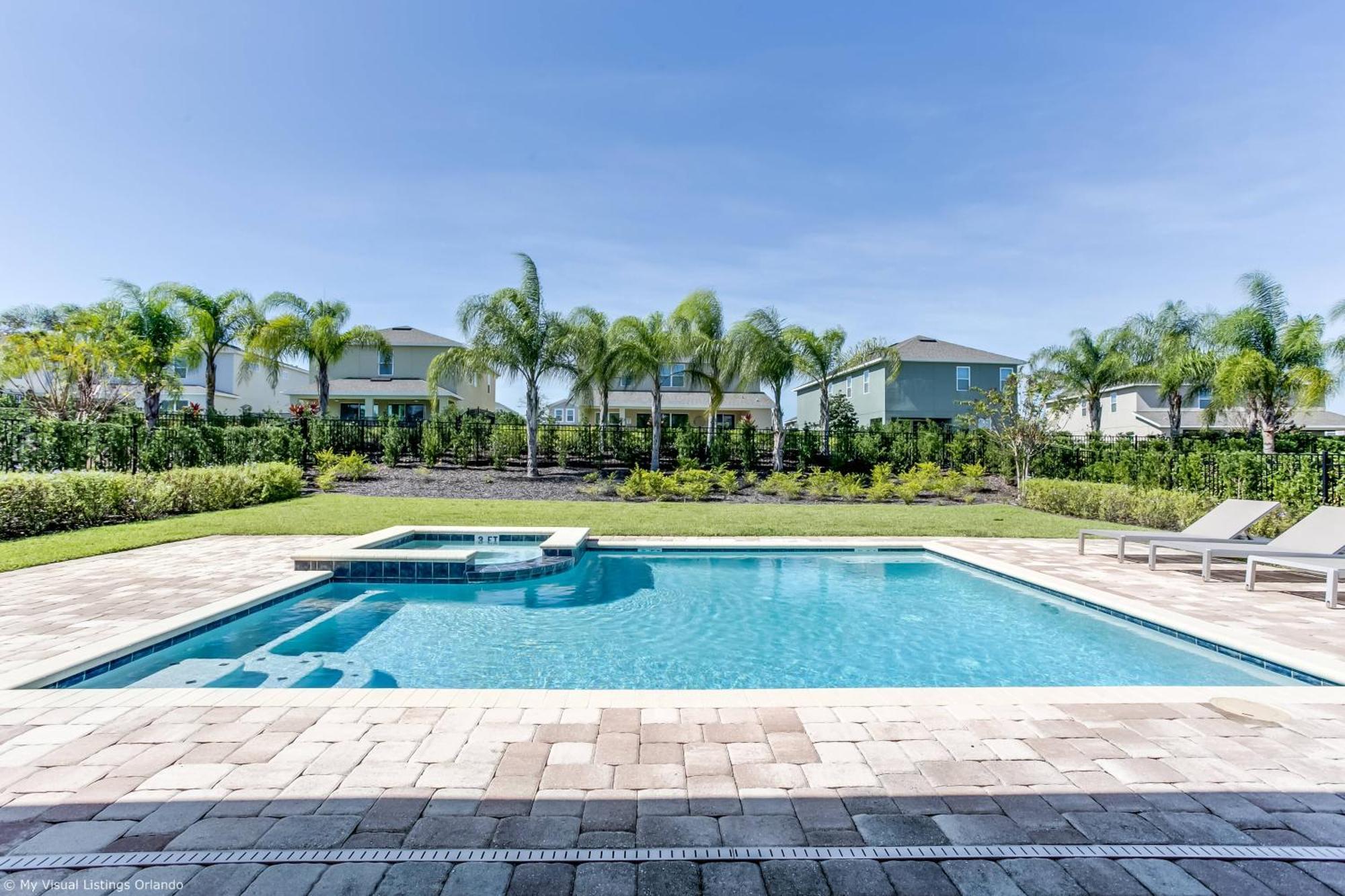 8 Bedroom Vacation With Pool 2114 Holiday home