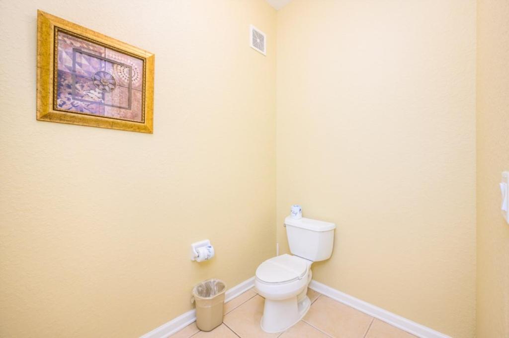Beautiful Lakeview Vacation Condo, Vista Cay 1016 * Orlando