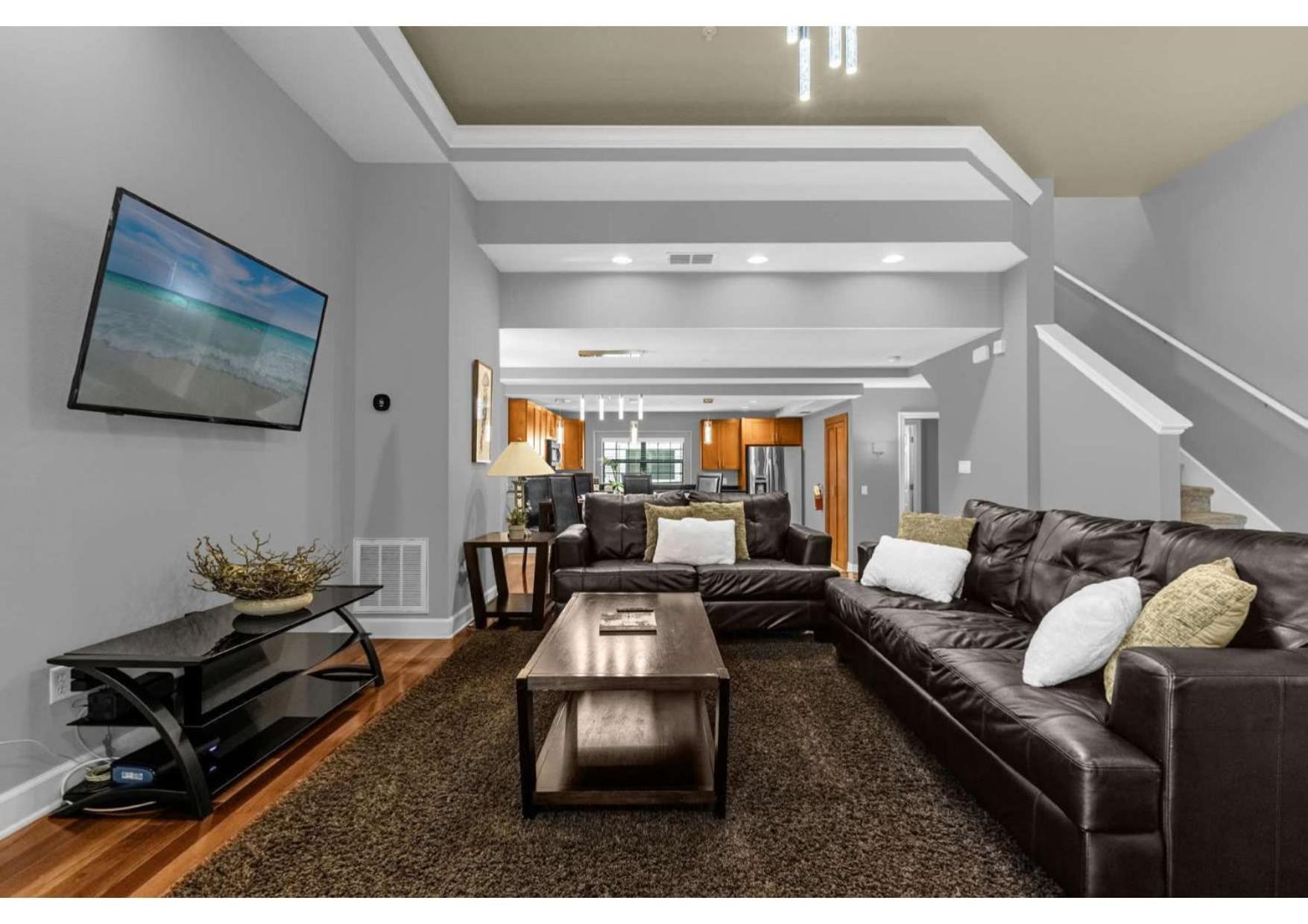 Spring Break Sale! Renovated Townhome By Holiday home Orlando