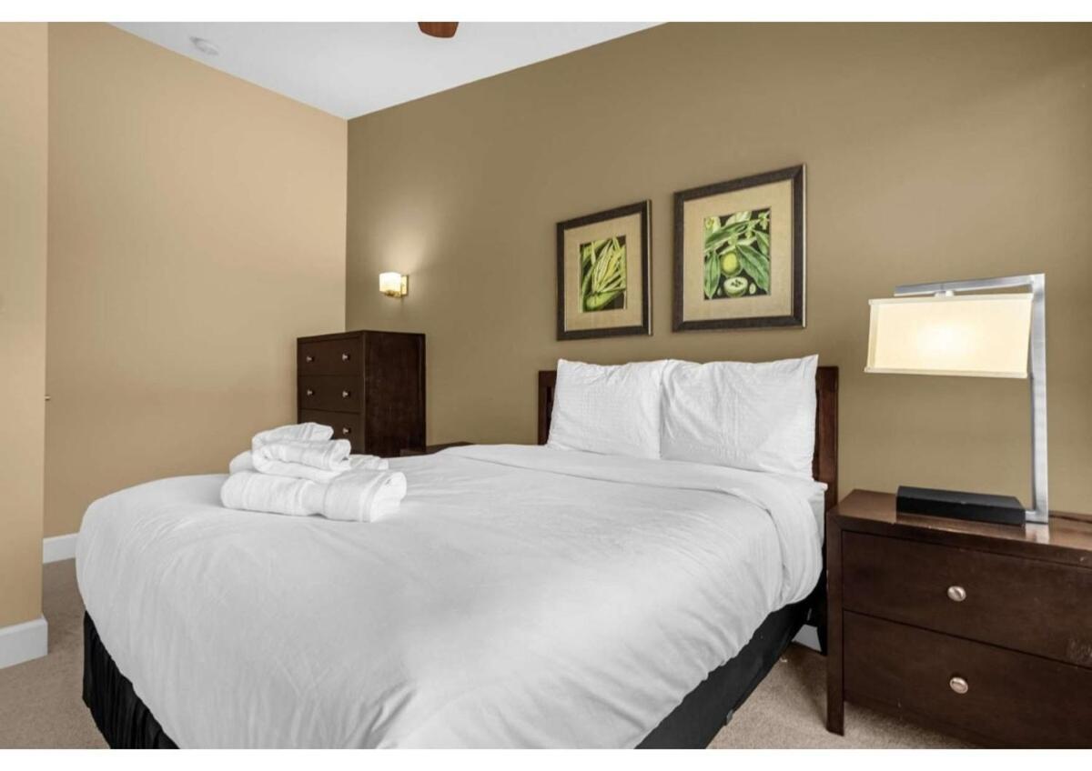 Holiday home Spring Break Sale! Renovated Townhome By *