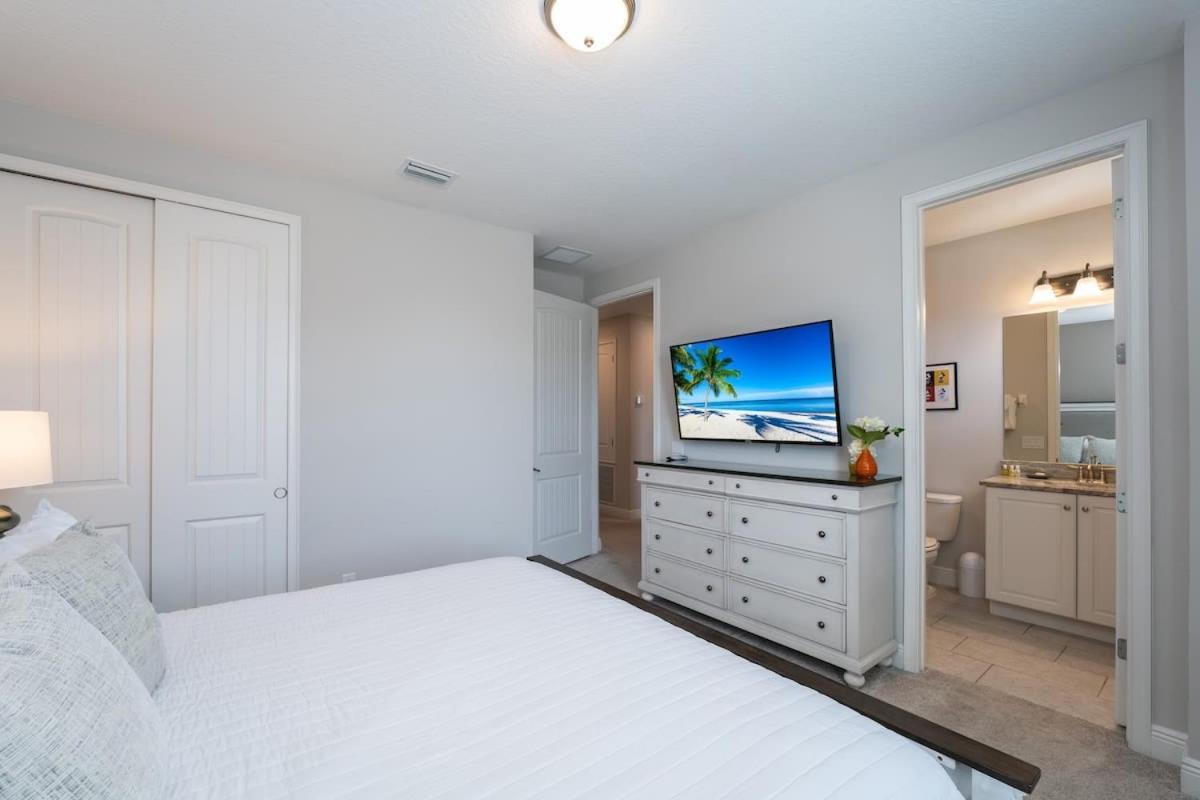 Villa Beautiful 7 Bedroom 6 5 Bath W Pool Movie Theater