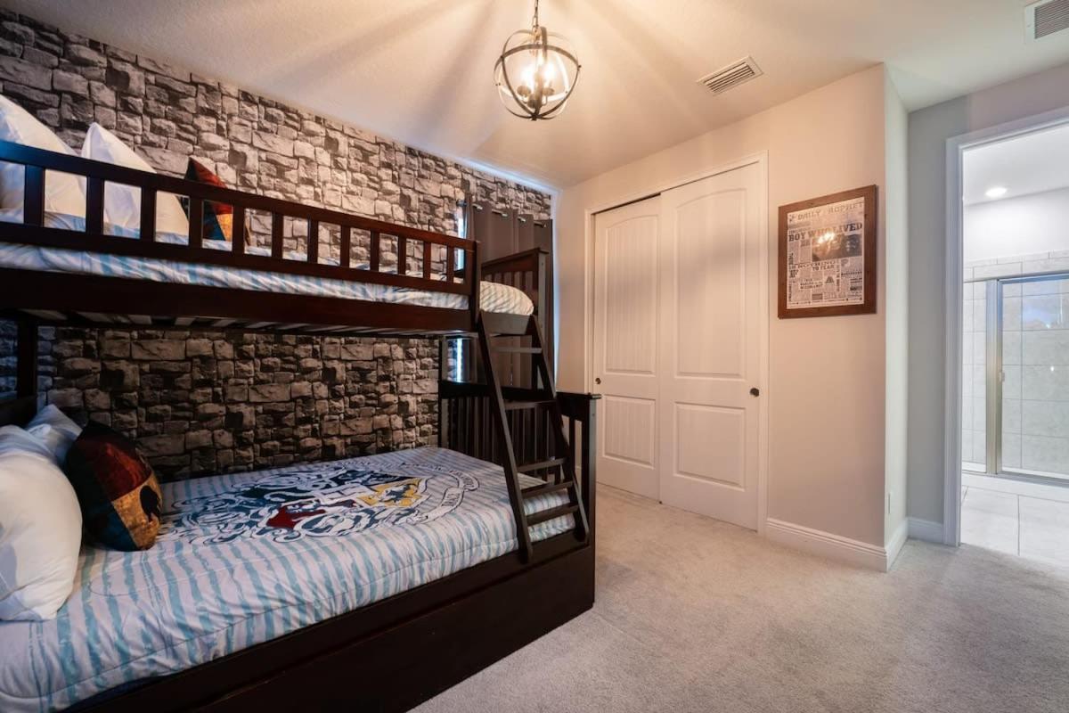 Villa Beautiful 7 Bedroom 6 5 Bath W Pool Movie Theater Orlando