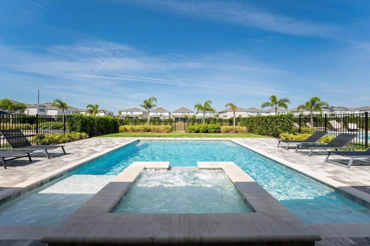 Villa Beautiful 7 Bedroom 6 5 Bath W Pool Movie Theater *