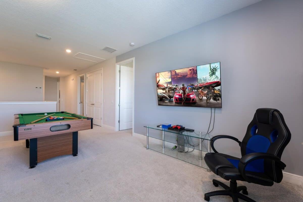 Villa Beautiful 7 Bedroom 6 5 Bath W Pool Movie Theater Orlando