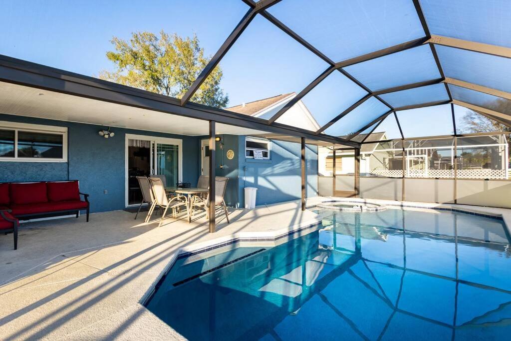 13 Mins From Disney Arcade, Private Pool, & Themed Rooms Orlando