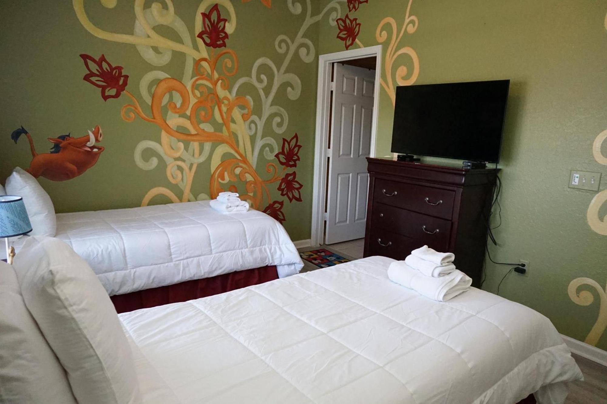 Windsor Hills End Unit, South Facing Pool 7666! Holiday home Orlando