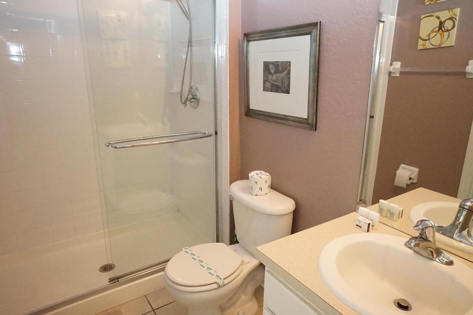 Windsor Hills End Unit, South Facing Pool 7666! Holiday home Orlando