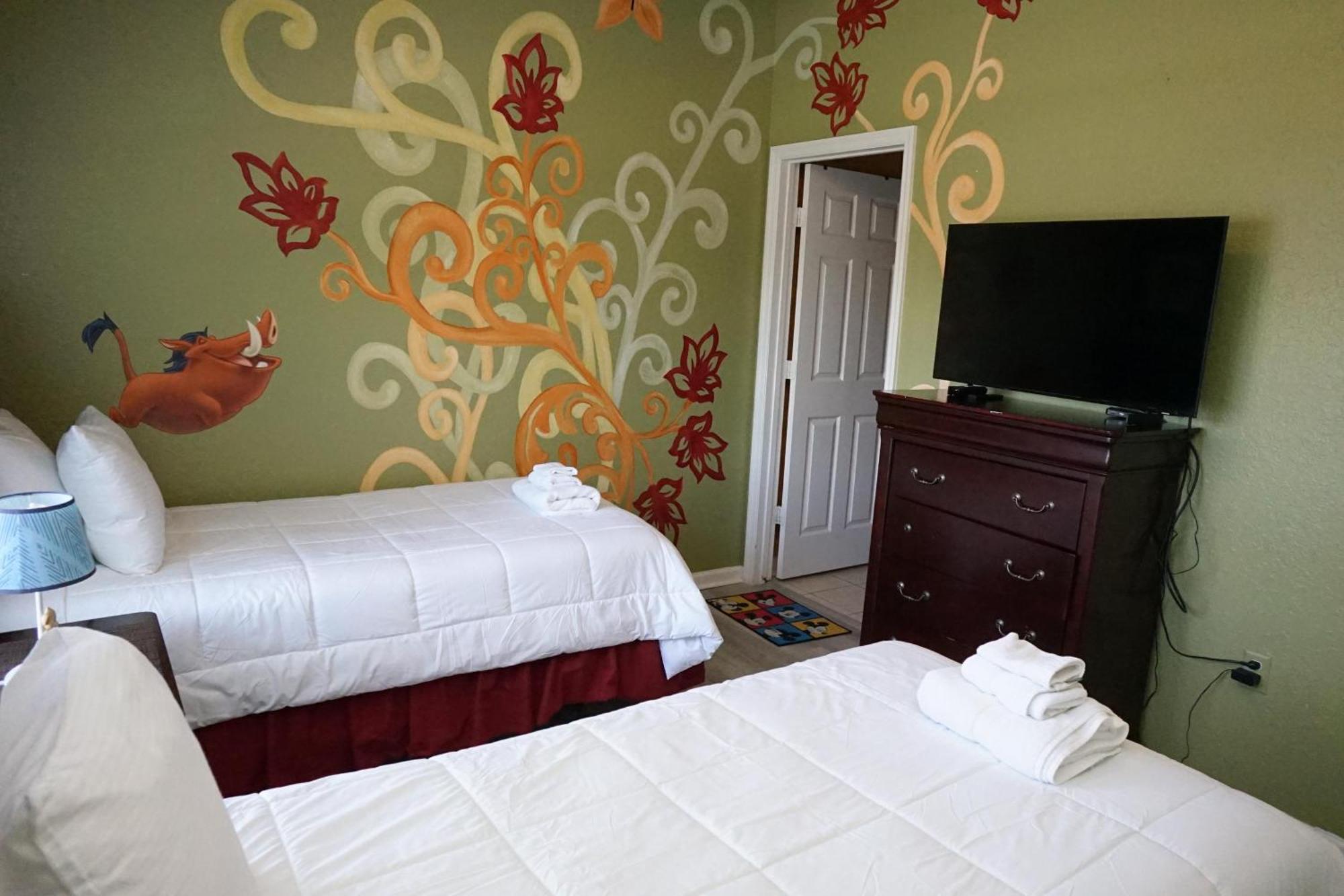 Windsor Hills End Unit, South Facing Pool 7666! Holiday home Orlando