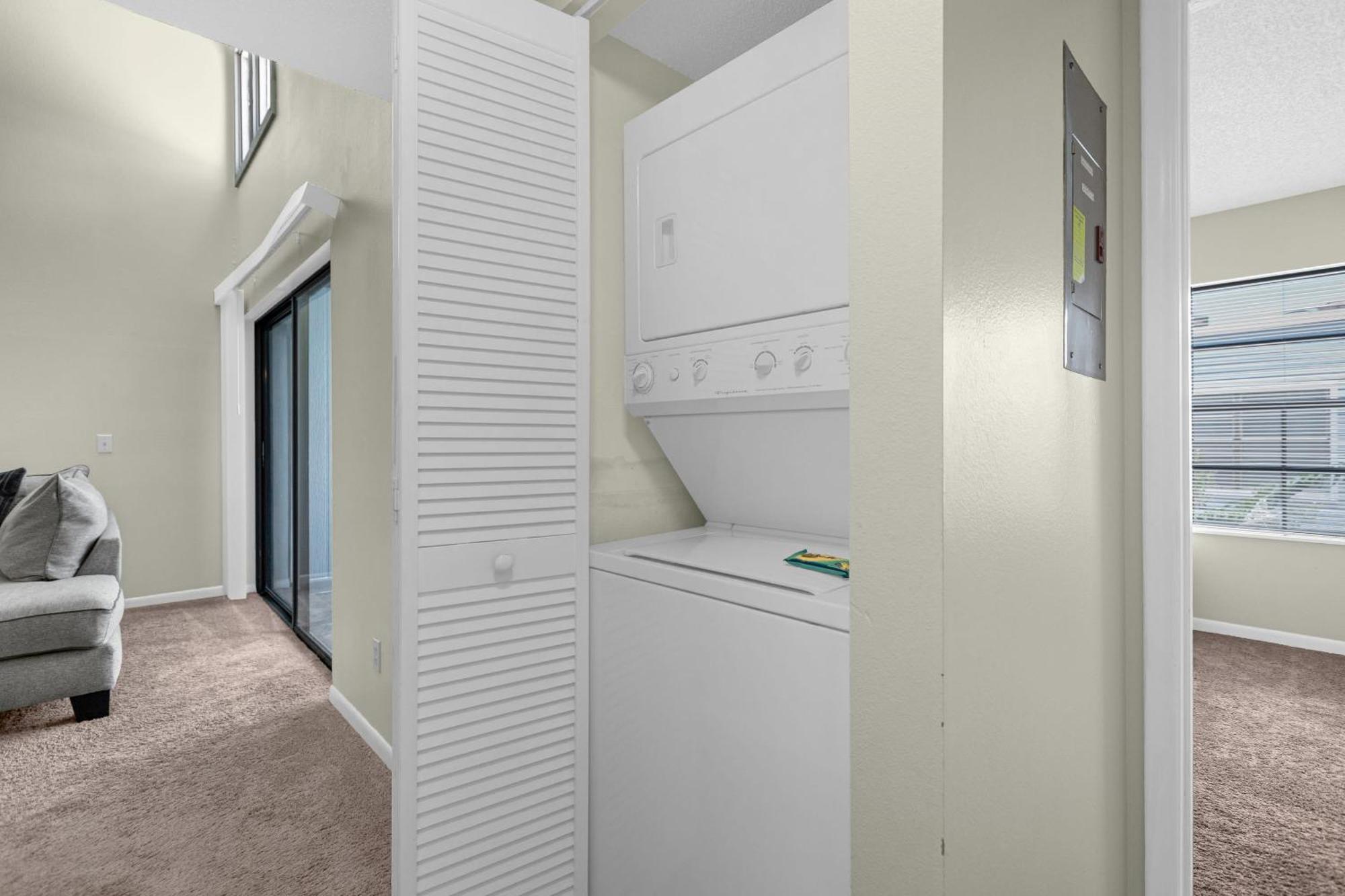 Modern Cozy 2br Near *