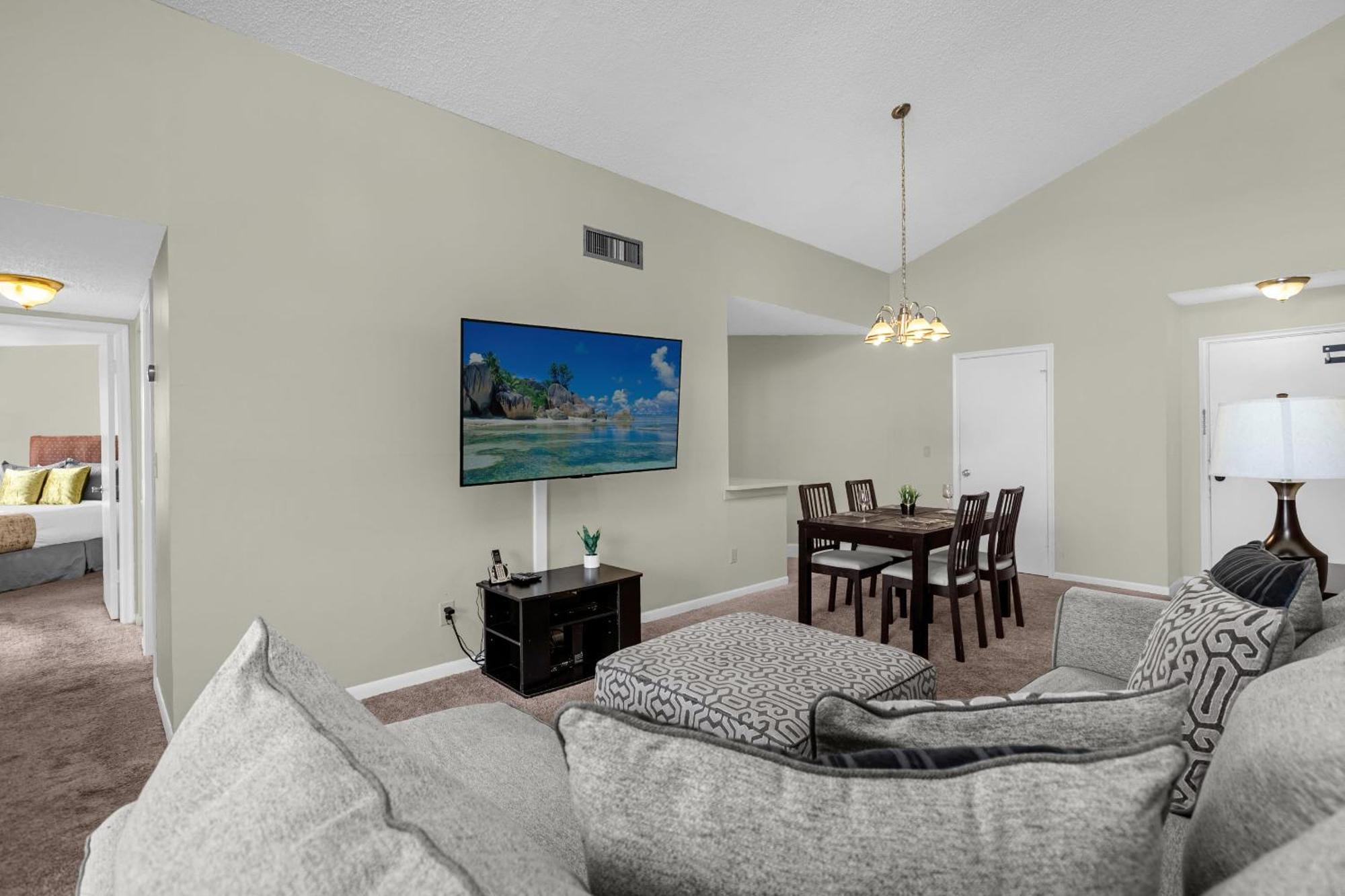 Modern Cozy 2br Near Apartment *