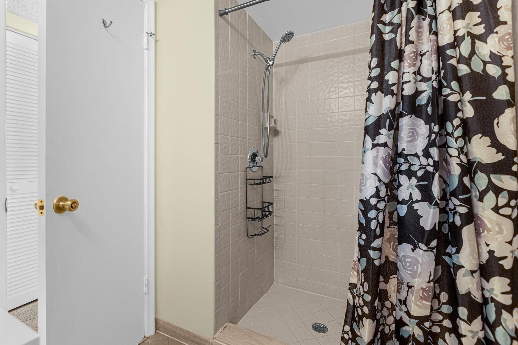 Modern Cozy 2br Near Apartment Orlando