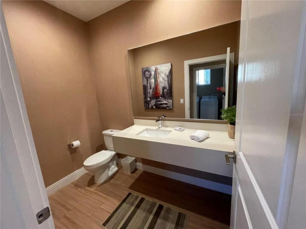Luxurious Townhouse At Magic Village *