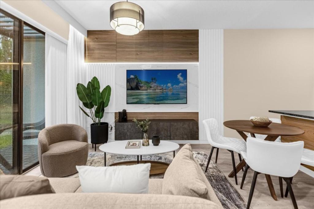3 Bedrooms- 3 Bathrooms- The Hub 3205 Tt Holiday home *