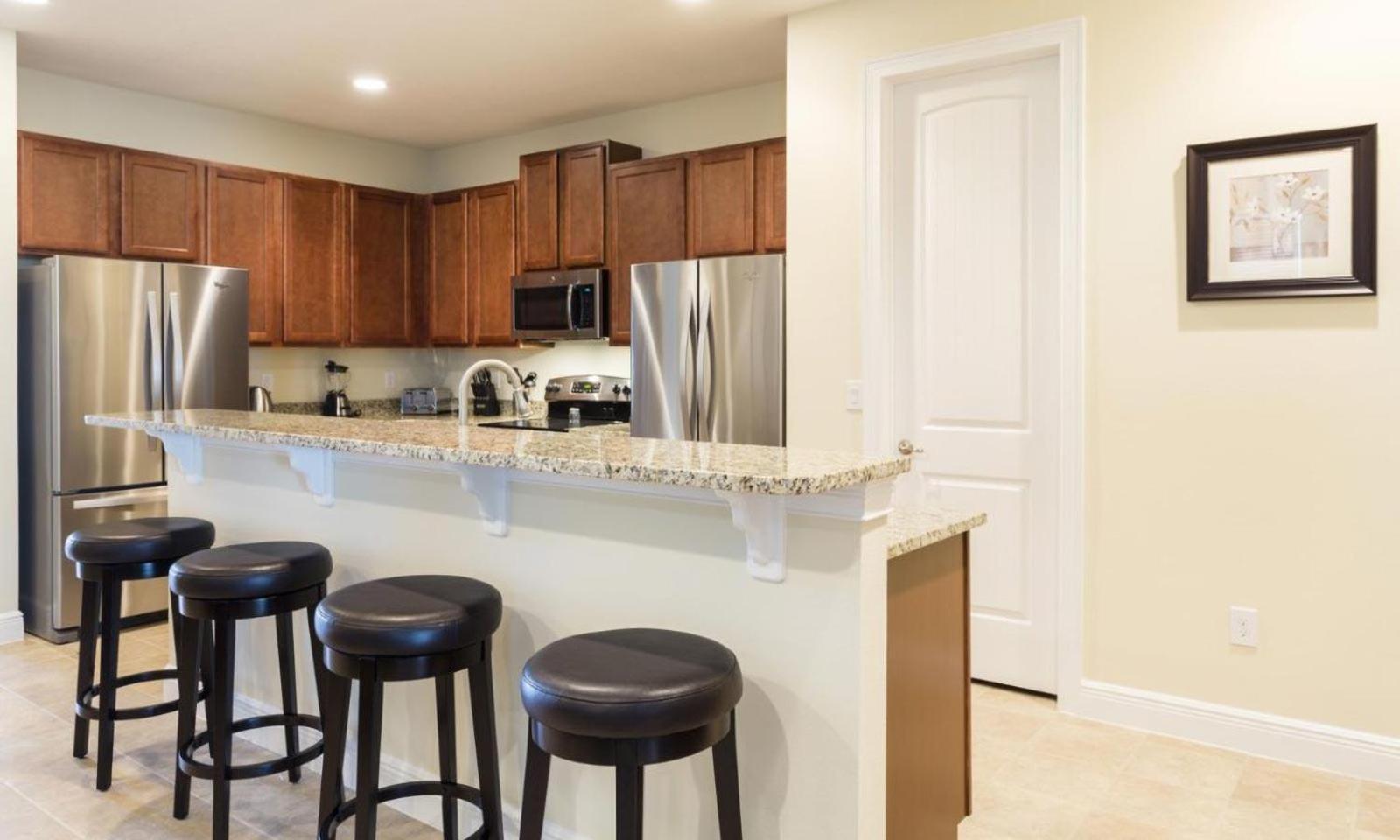 Holiday home Sun-filled 10 Bdrm House With Backyard Pool At Encore *