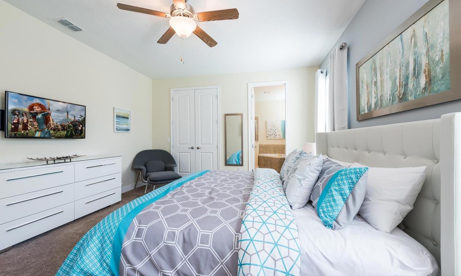 Holiday home Stunning 5 Bdrm Oasis With Upscale Private Pool At Encore