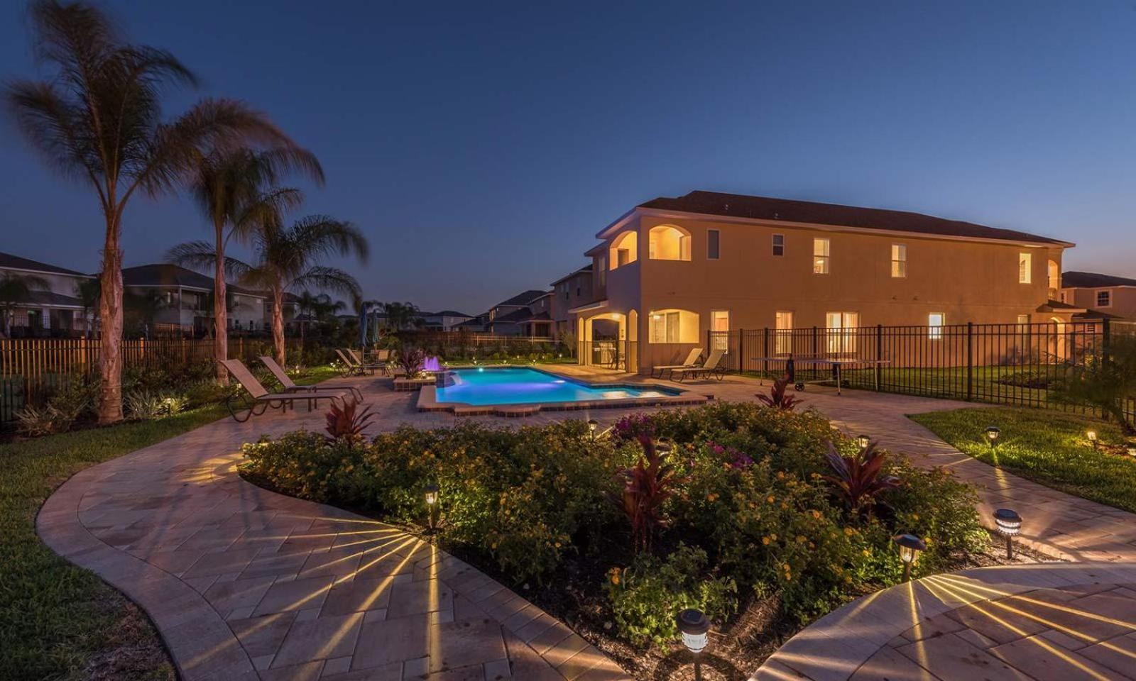 Holiday home Stunning 5 Bdrm Oasis With Upscale Private Pool At Encore Orlando
