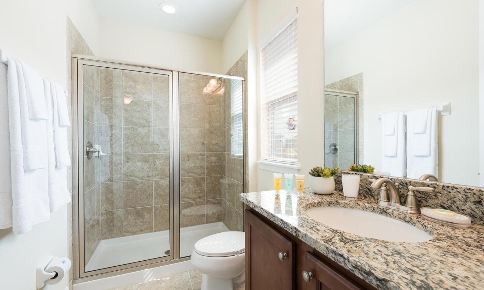 Stunning 5 Bdrm Oasis With Upscale Private Pool At Encore Holiday home