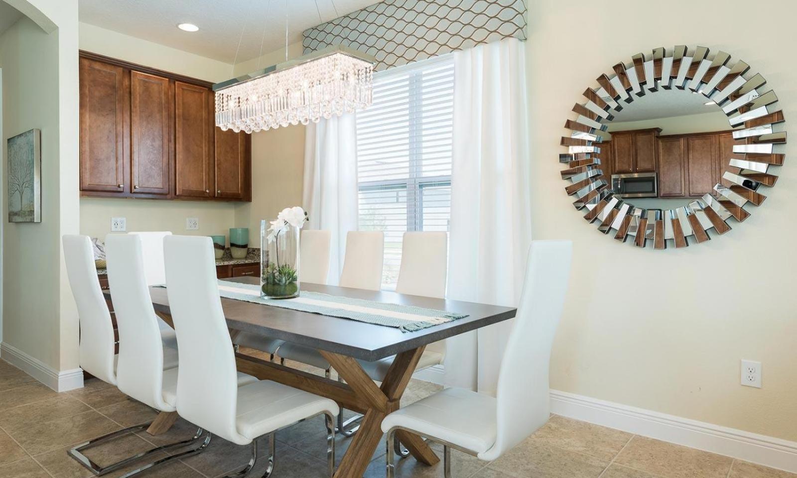 Holiday home Stunning 5 Bdrm Oasis With Upscale Private Pool At Encore *
