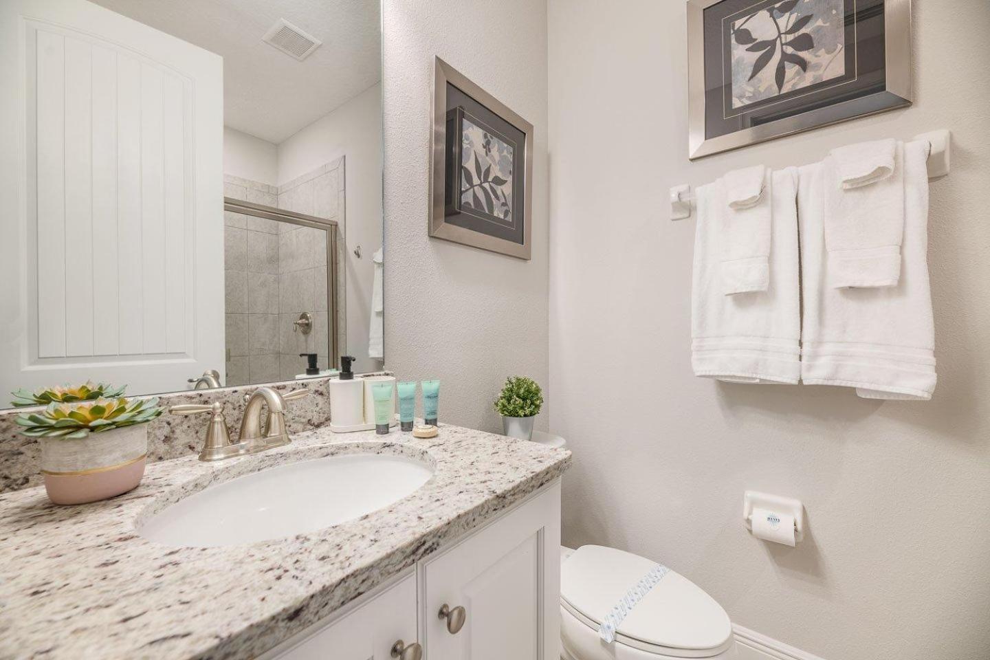 Dashing 6 Bdrm With Games At Encore Holiday home