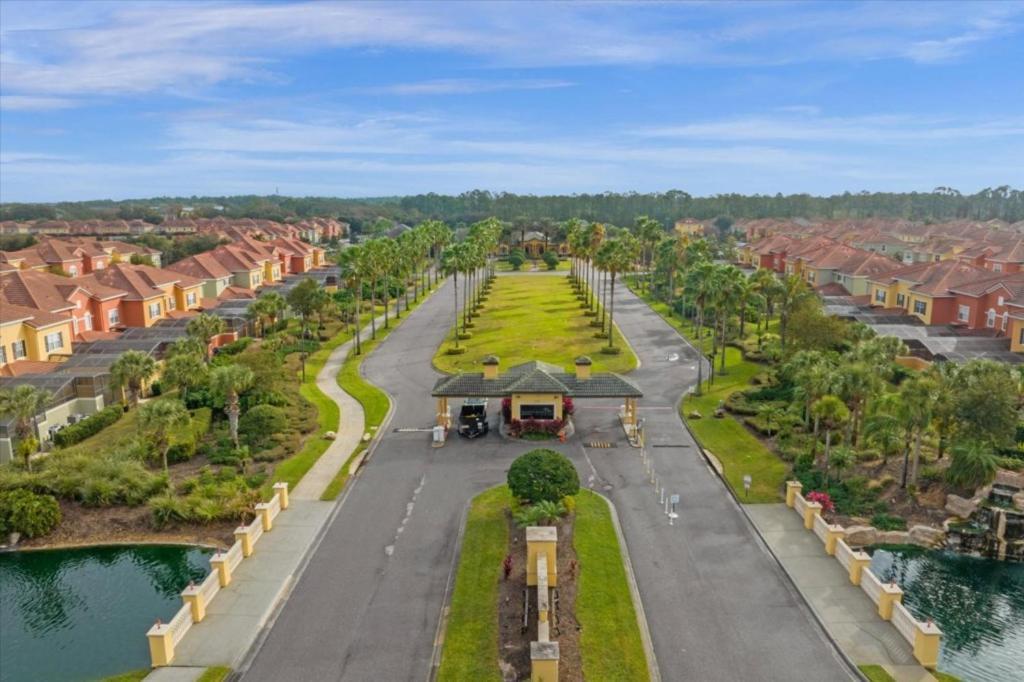 5 Bedrooms- 5 Bathrooms- Paradise Palms 2954 Bp Orlando