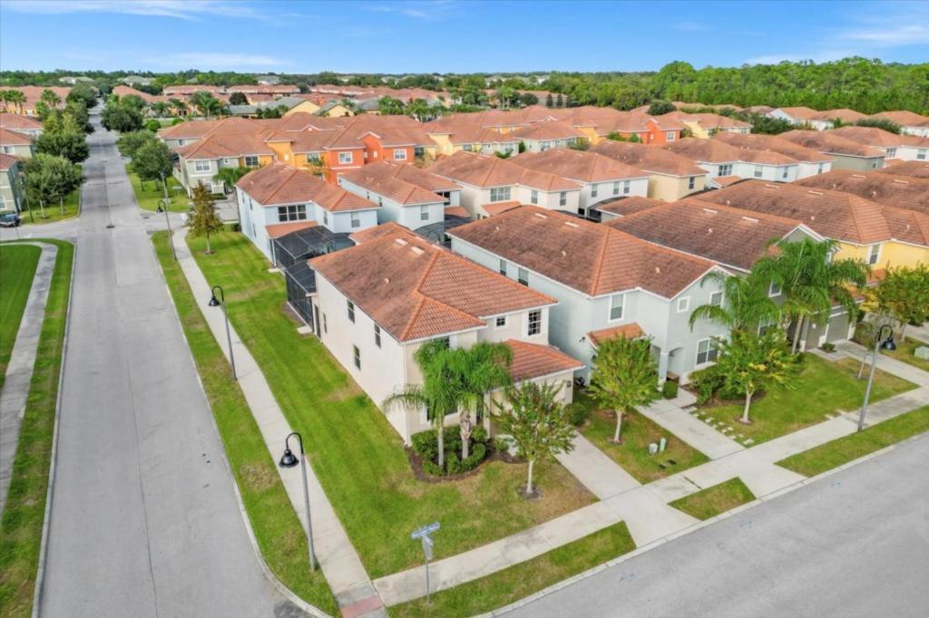 Apartment 5 Bedrooms- 5 Bathrooms- Paradise Palms 2954 Bp