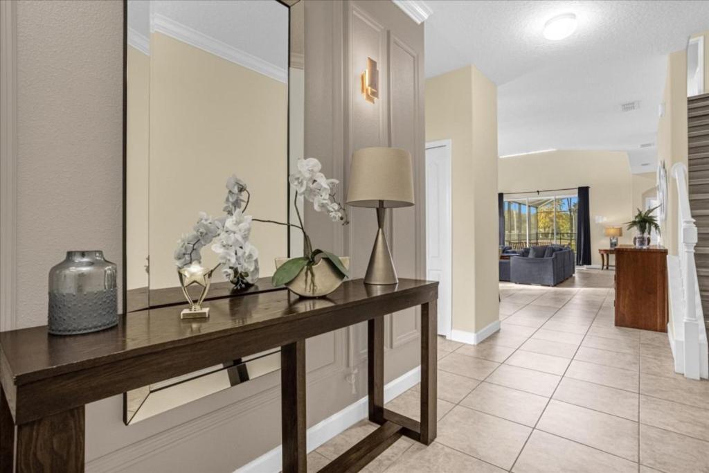 5 Bedrooms- 5 Bathrooms- Paradise Palms 2954 Bp Apartment