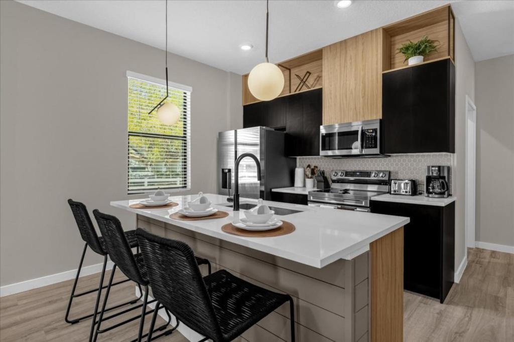 3 Bedrooms- 3 Bathrooms The Hub 3361 Tt Holiday home *