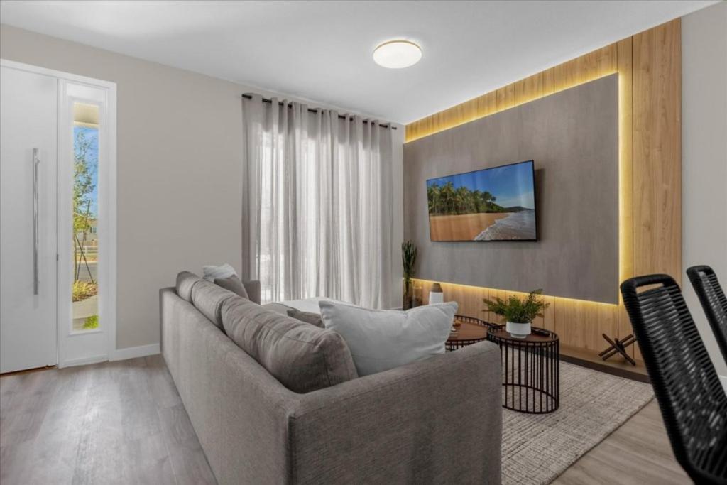 Holiday home 3 Bedrooms- 3 Bathrooms The Hub 3361 Tt *
