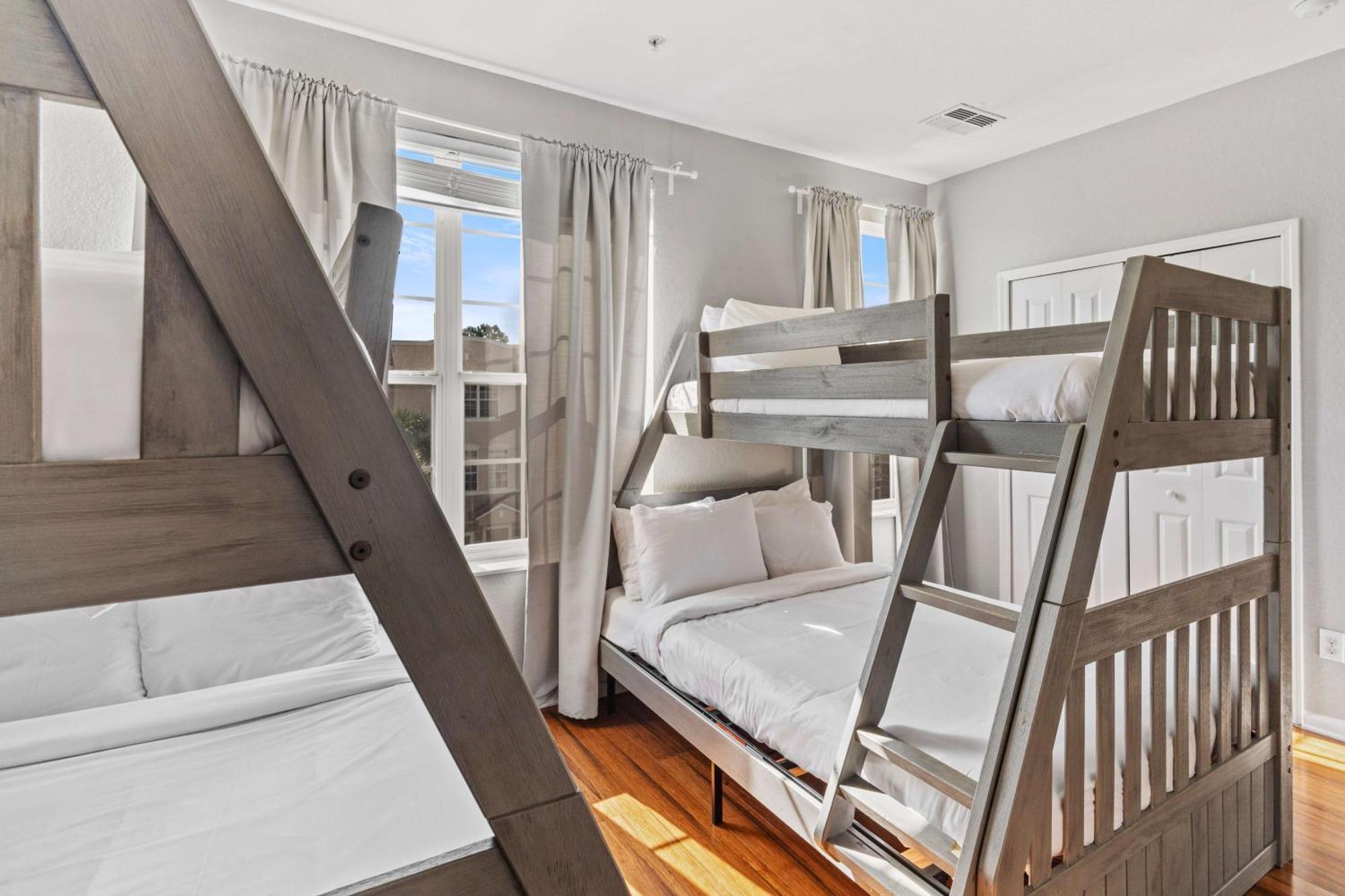 5026 Tideview Circle - 11 * Orlando