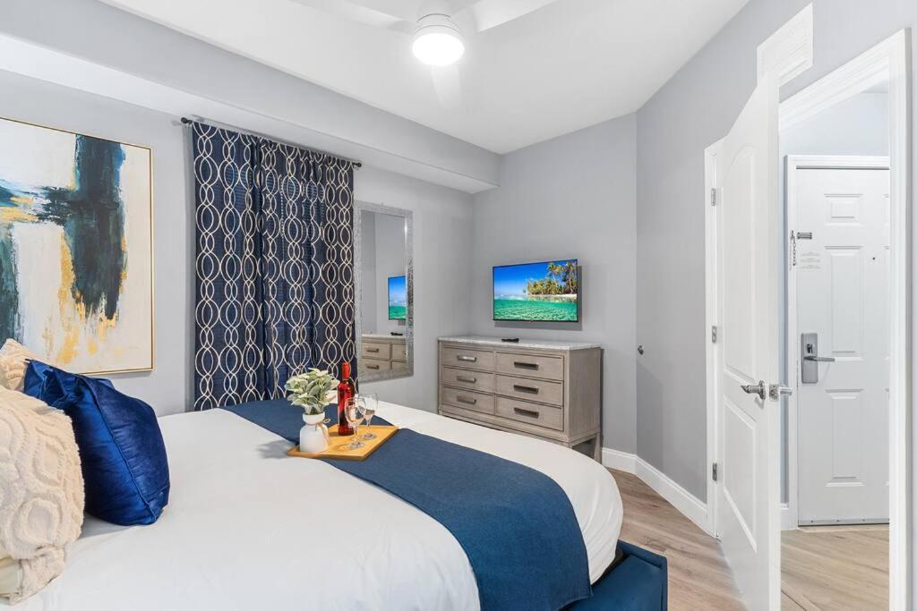 Cozy Lakeview Near Apartment *