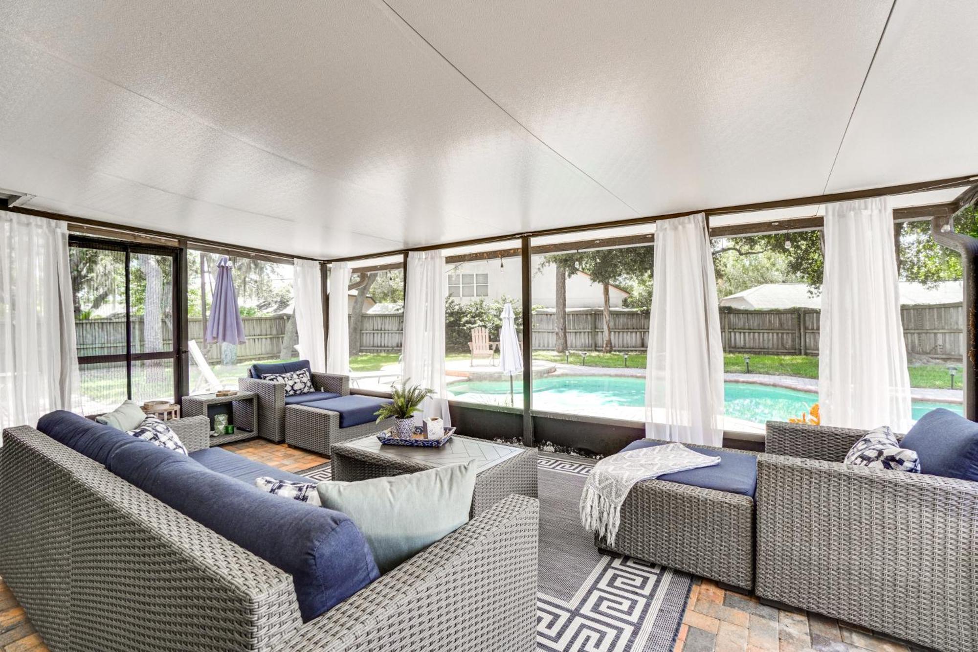Luxe With Grill And Fenced Yard! Orlando