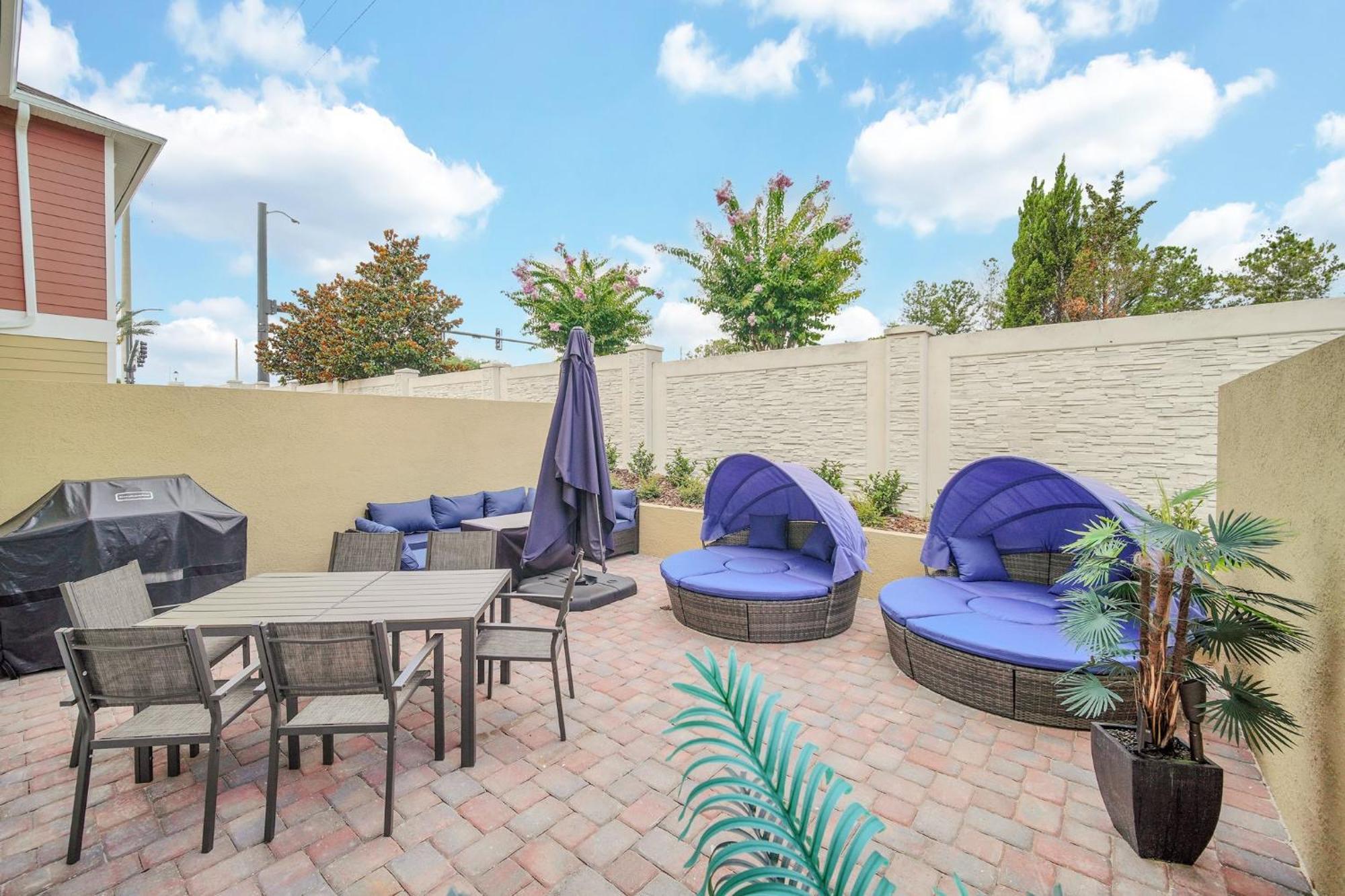 Holiday home New Amazing Experience In Dream House 5 Minutes To Orlando