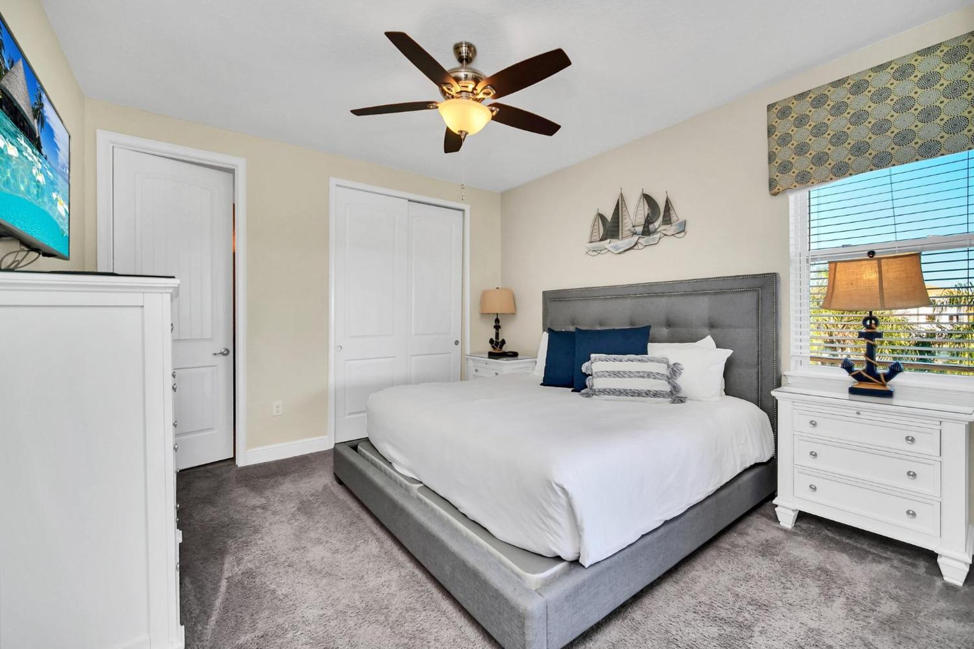 - Encore 1555 Villa Orlando
