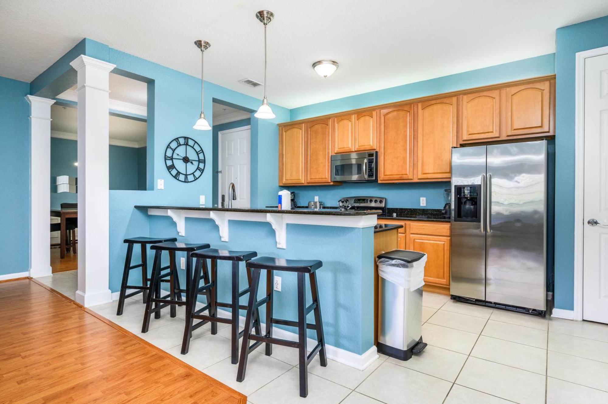 Apartment Luxury Lakeview Penthouse, Vista Cay 1027 *