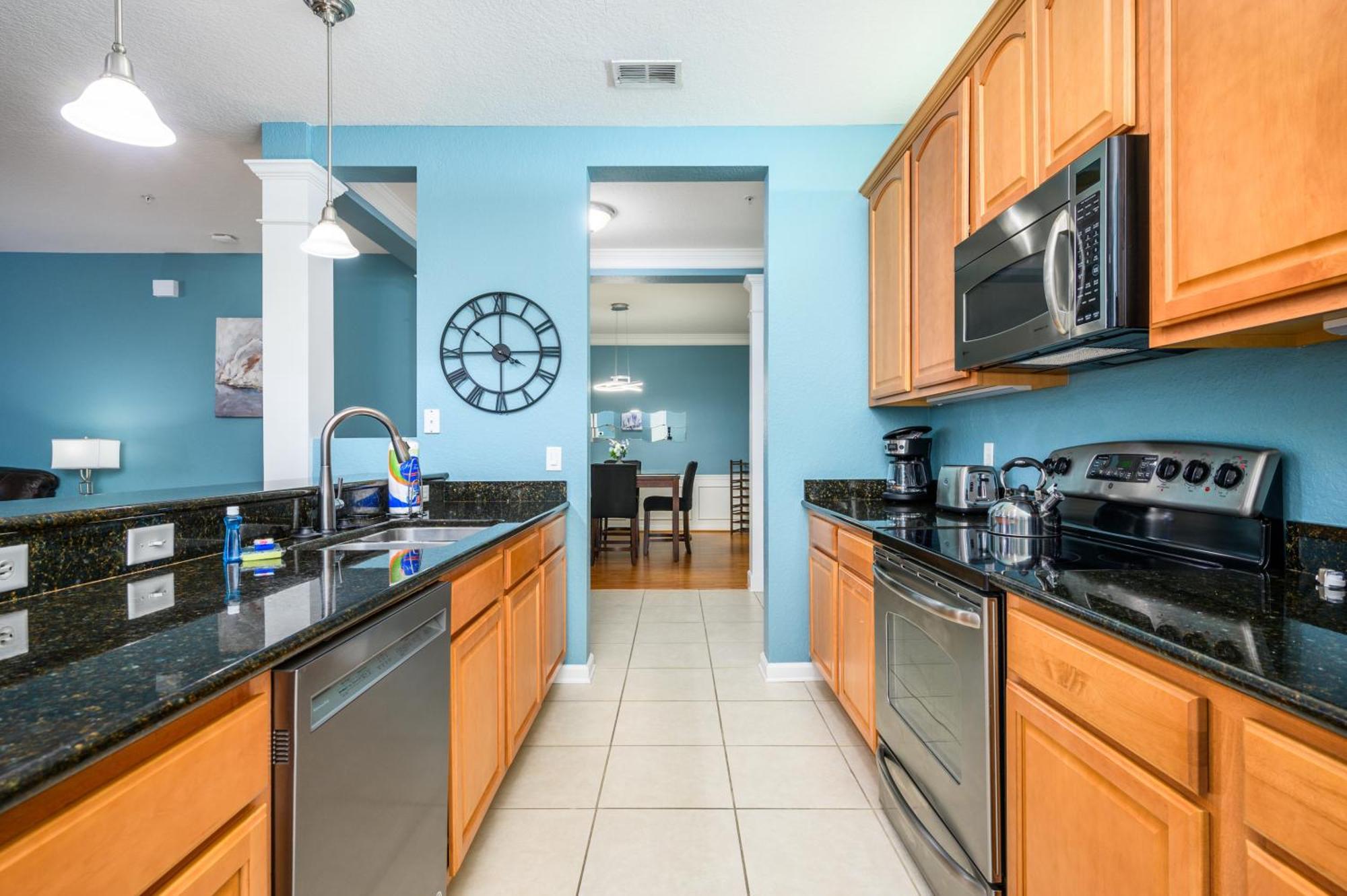 Luxury Lakeview Penthouse, Vista Cay 1027 Apartment Orlando