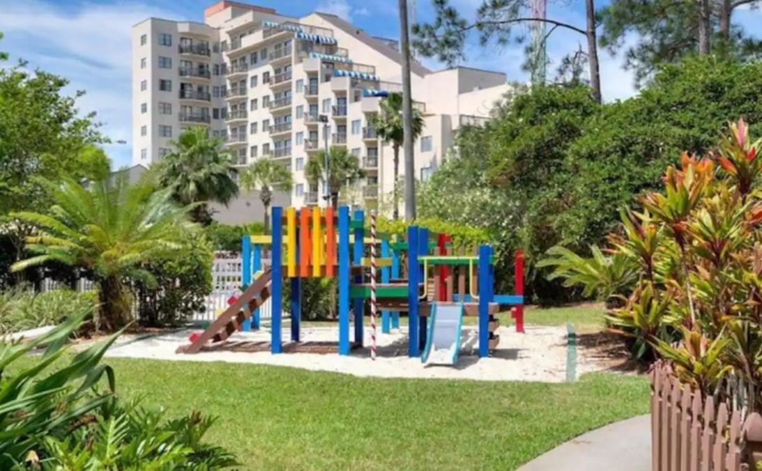 Beautiful Zen Nest Universal And Int Drive Apartment