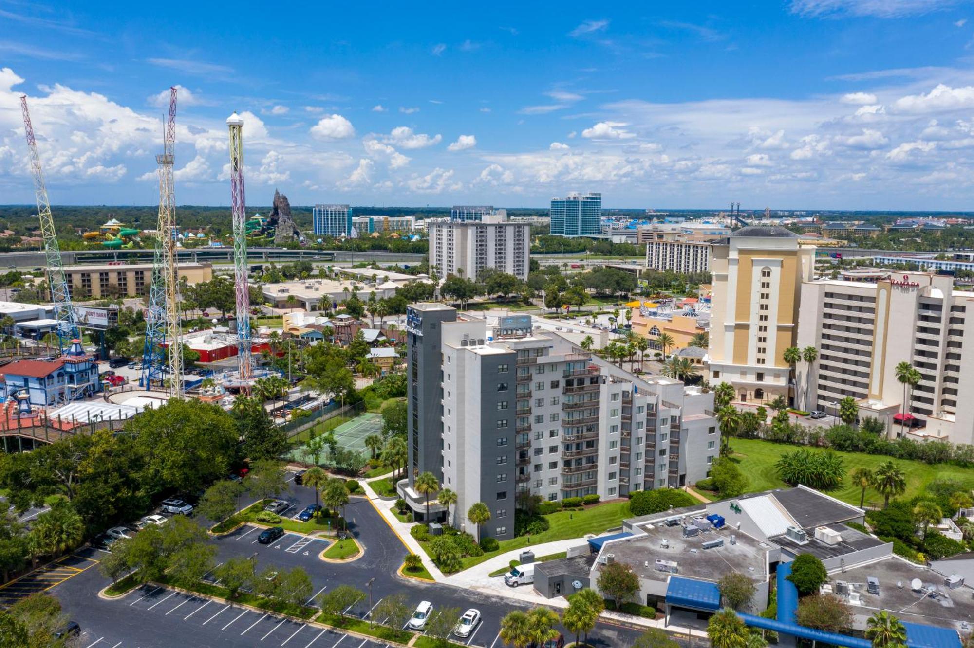 Apartment Cozy 2 Bedrooms 1 Mile Universal