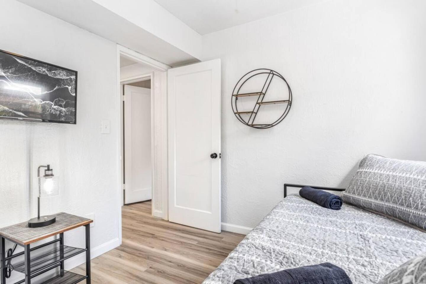 Casa Azul Haven 4 Beds, Fast Wi-Fi & Pets Ok! Orlando